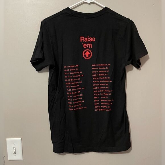 Keith Urban Raise ‘Em Up tour t-shirt - Picture 4 of 5